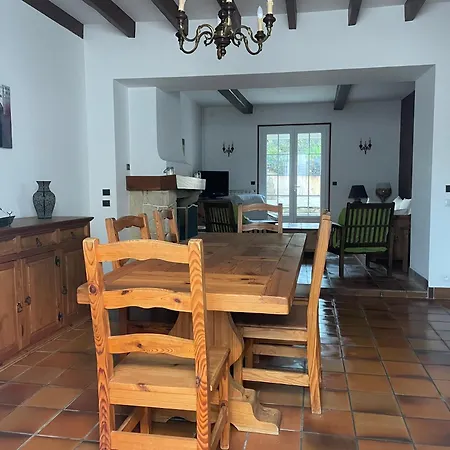 Maison De Bourg *